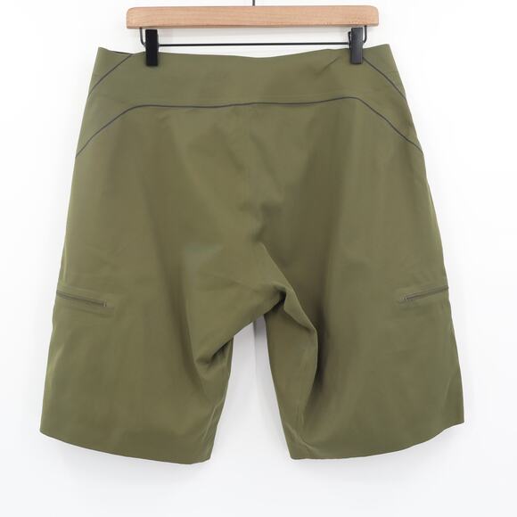 Lululemon Men's Board Shorts Octagon Logo Green Sz 34 - Picture 2 of 7